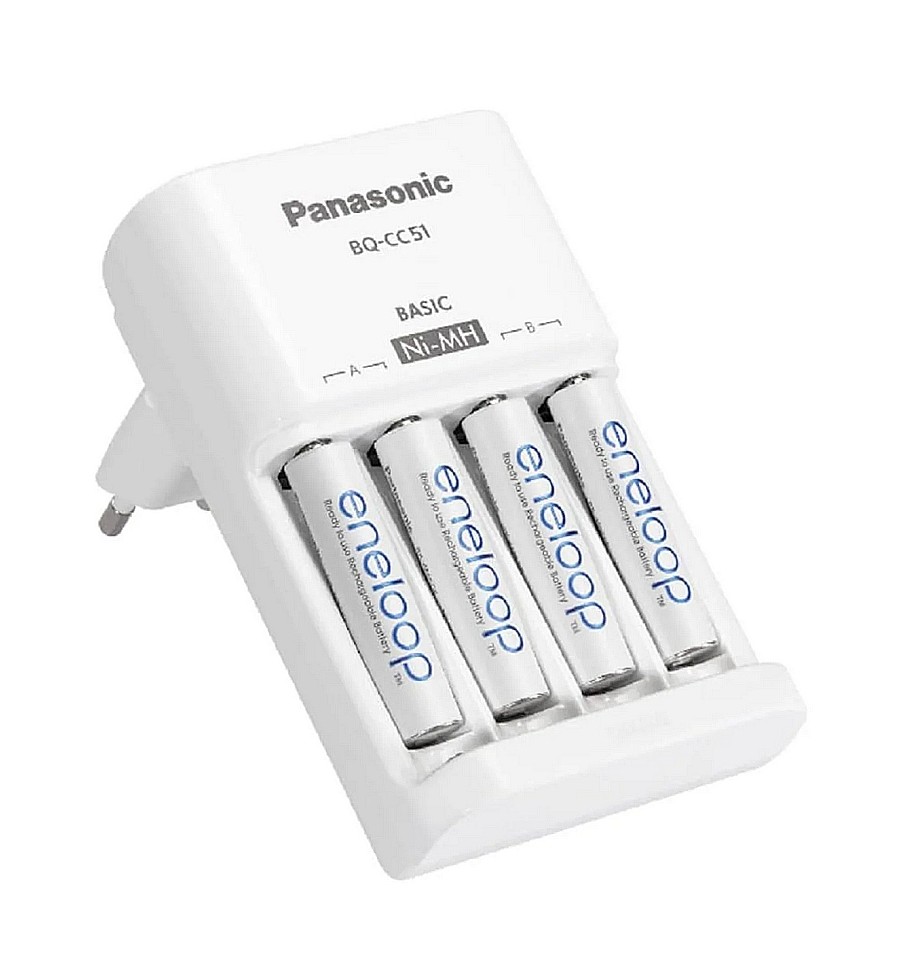 Eneloop Akkus (4 Stk.) mit Ladegerät